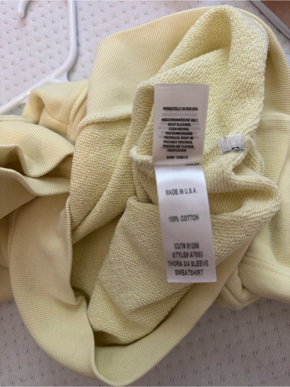 Agolde Yellow Crewneck Sweater - Picture 4 of 4